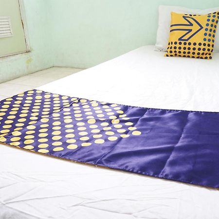 Hotel Spot On 93611 Kost Pak Suyatno Syariah 2 à Ponorogo Extérieur photo
