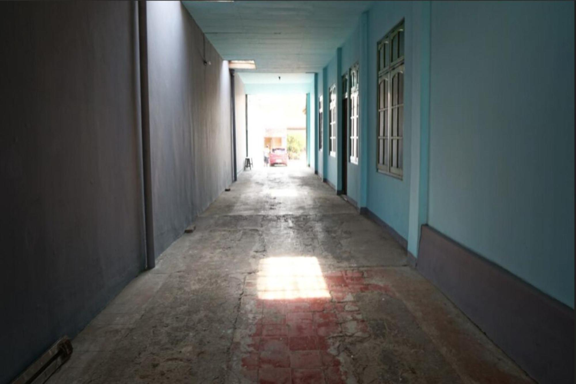 Hotel Spot On 93611 Kost Pak Suyatno Syariah 2 à Ponorogo Extérieur photo
